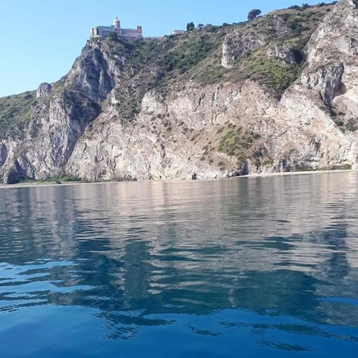 B&B La Casa Du Barone ファルコーネ エクステリア 写真